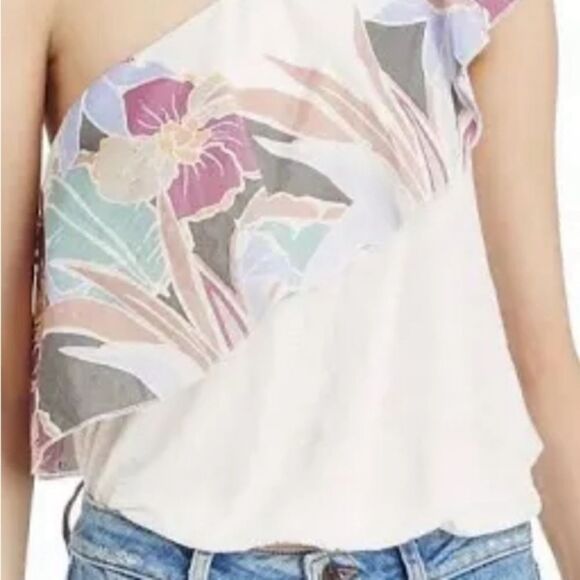 Free People Size S Annka Bubble Ivory Floral Ruffle One Shoulder Top NWT Sz S - Picture 2 of 6